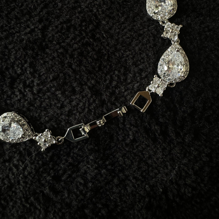 TEARS AND STARS - BRACELETS