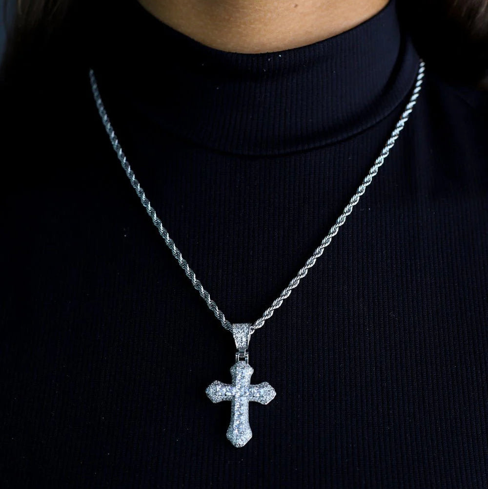FROSTY CROSS CHAIN - SILVER